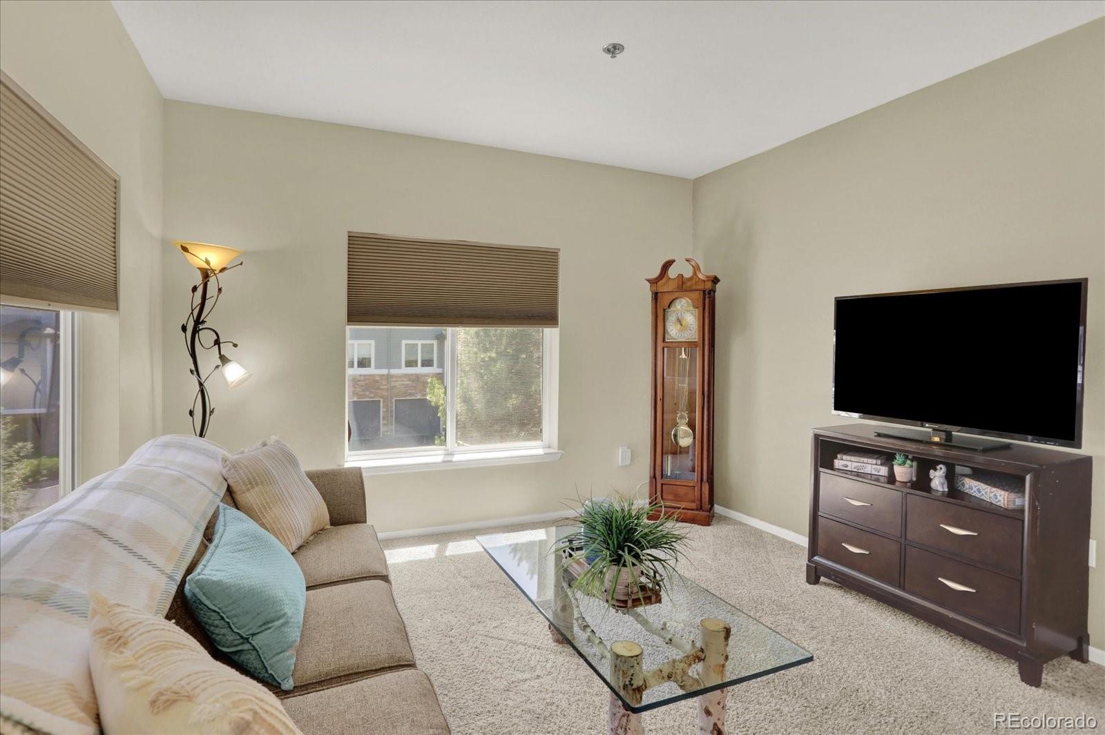 5th image of 2895 W Riverwalk Cir #215, Littleton, CO 80123 | MLS# 2050918