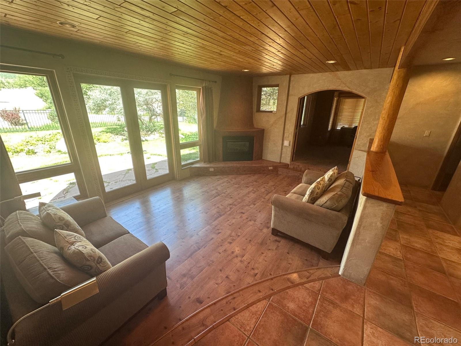 3rd image of 945 Oxford Ln, Colorado Springs, CO 80905 | MLS# 5055422