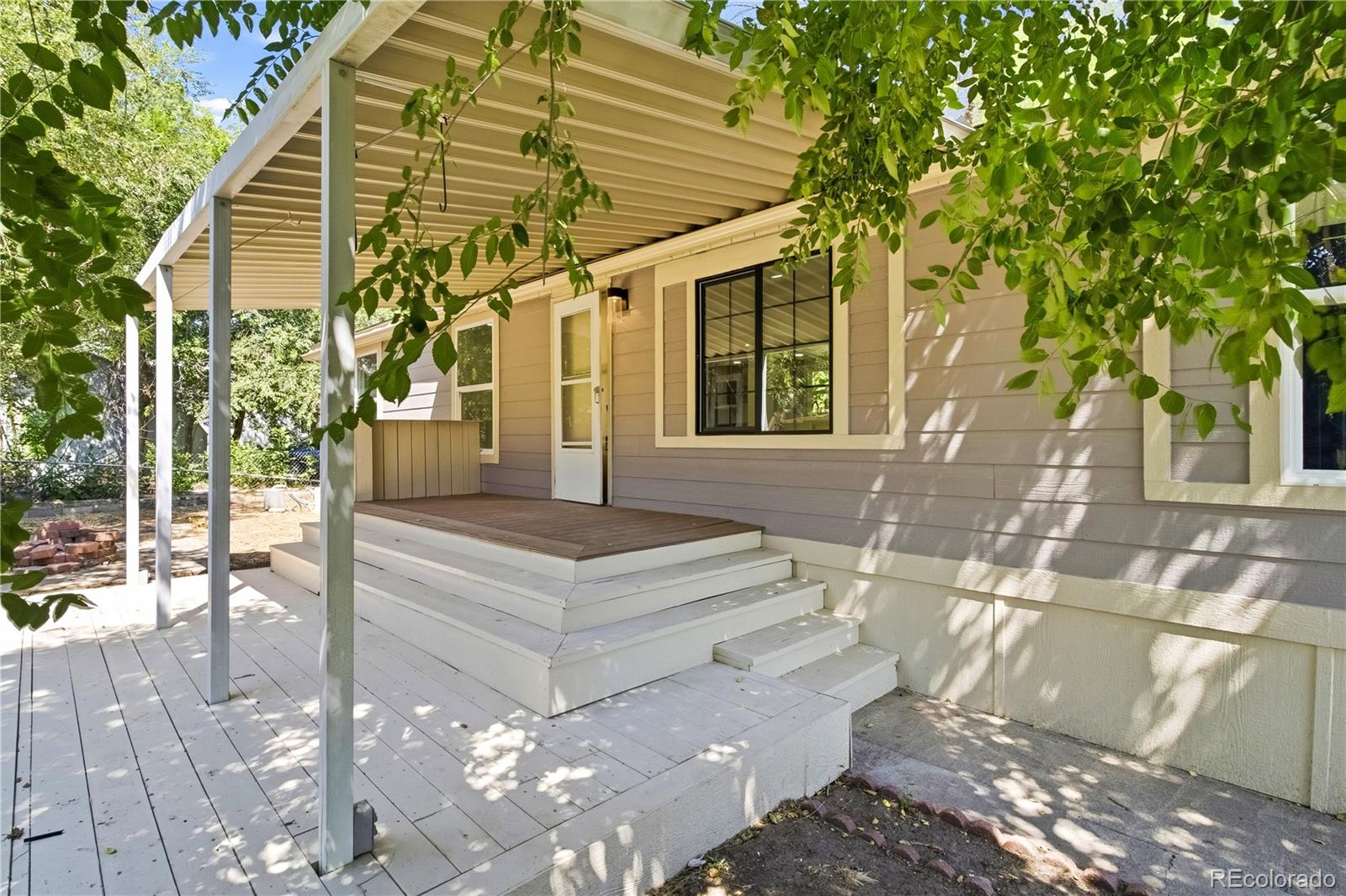 Homes for sale in Lafayette, CO | 701 Cardinal Dr, Lafayette, CO 80026 | MLS# 2050706