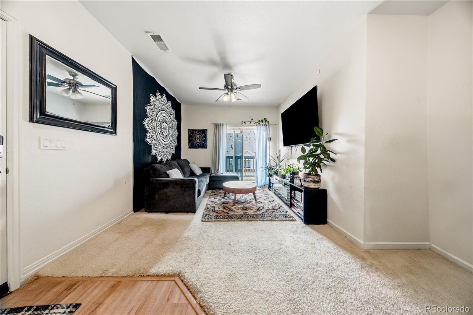 3rd image of 1861 S Dunkirk St #302, Aurora, CO 80017 | MLS# 9278794