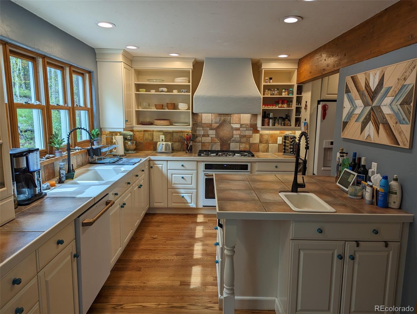 4th image of 1296 Golden Gate Dr, Golden, CO 80403 | MLS# 9910352