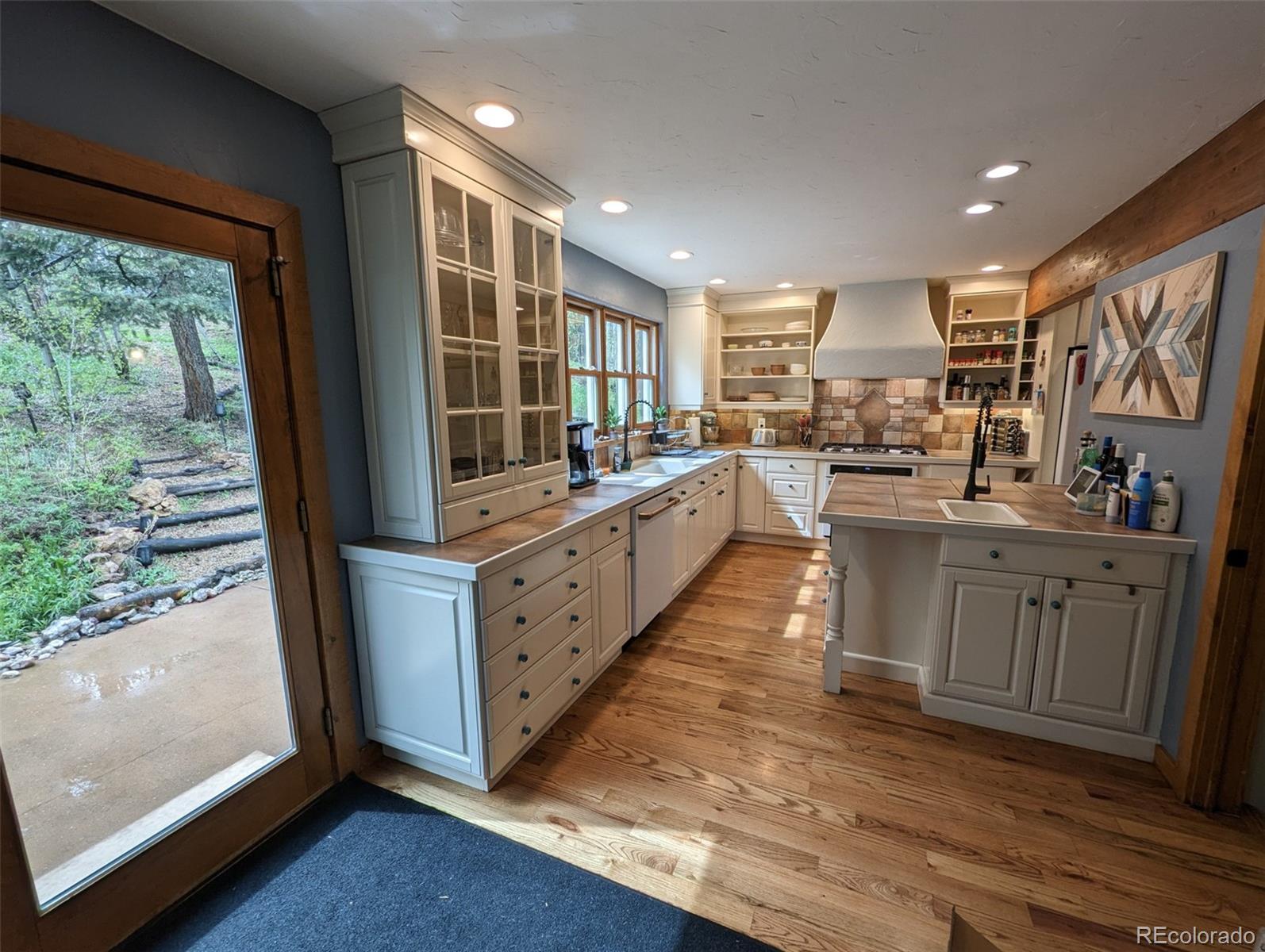 5th image of 1296 Golden Gate Dr, Golden, CO 80403 | MLS# 9910352