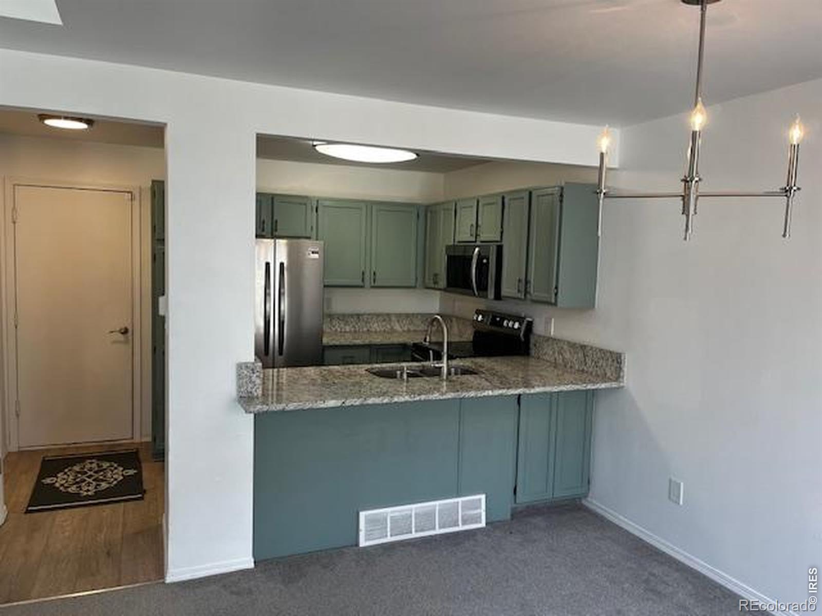 5th image of 2142 Meadow Ct, Longmont, CO 80501 | MLS# IR1064741