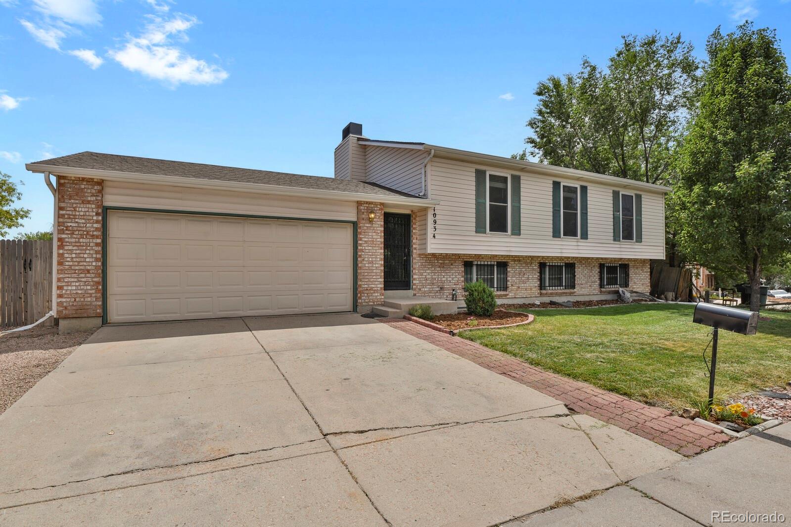 2nd image of 10934 Birch Dr, Thornton, CO 80233 | MLS# 2940704
