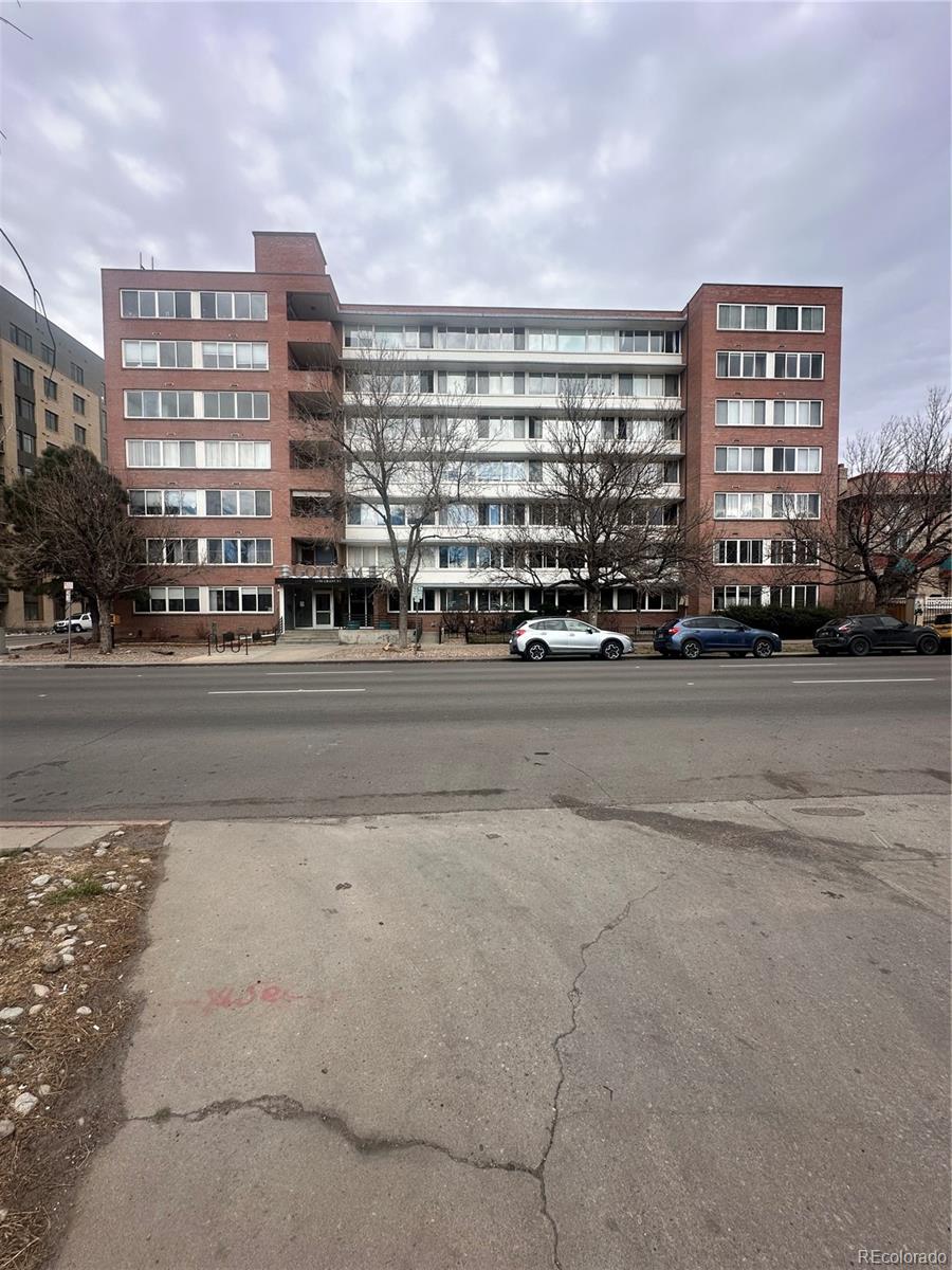 2nd image of 1196 N Grant St, Denver, CO 80203