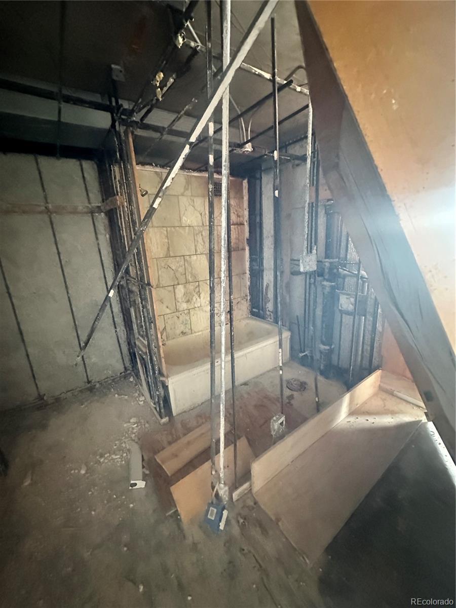 3rd image of 1196 N Grant St, Denver, CO 80203