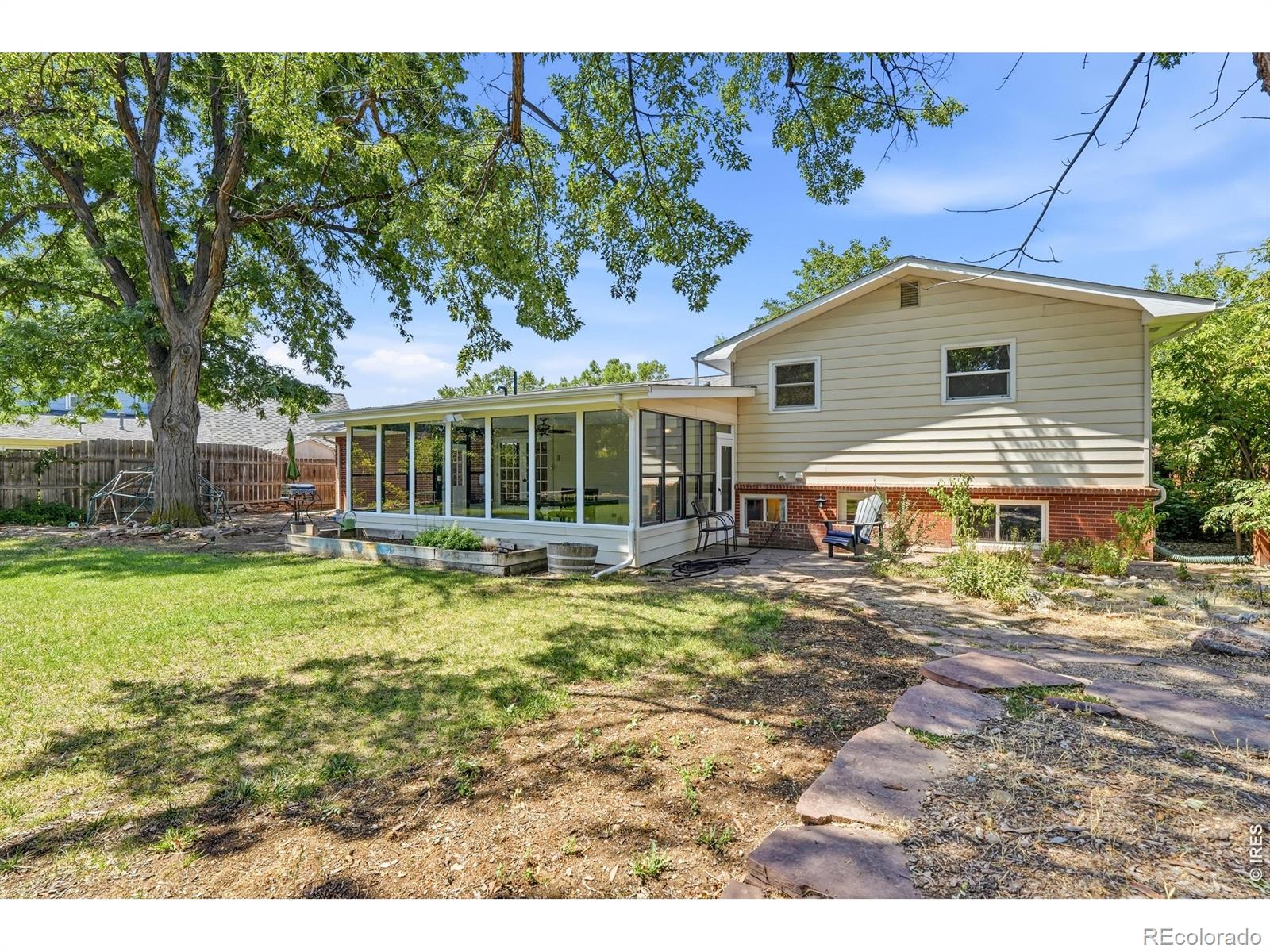 4th image of 14 Princeton Cir, Longmont, CO 80503 | MLS# IR1064857