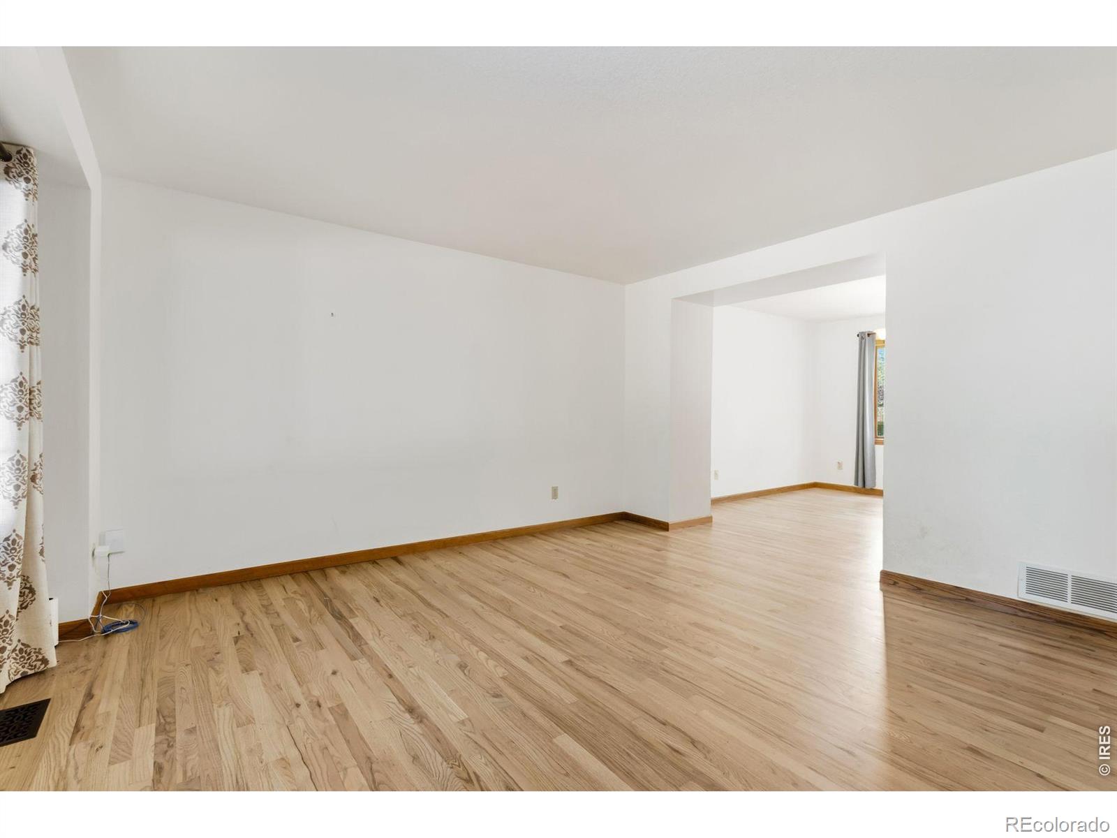 5th image of 5019 Red Bud Ct, Fort Collins, CO 80525 | MLS# IR1064863