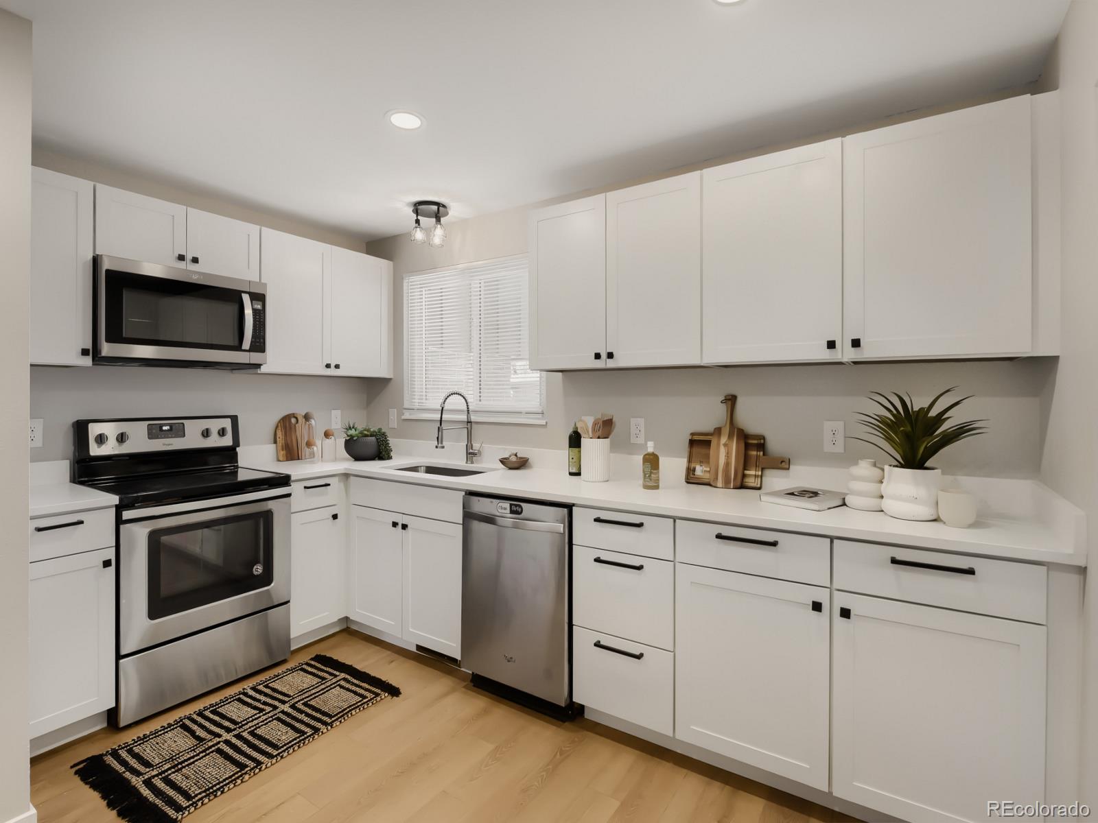 1st image of 7782 W Glasgow Pl, Littleton, CO 80128 | MLS# 8429731