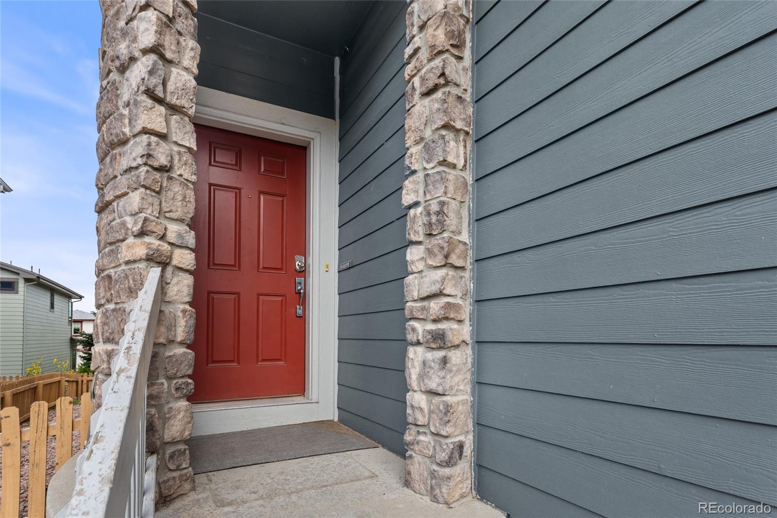 4th image of 5460 Jaguar Wy, Littleton, CO 80130 | MLS# 2825358