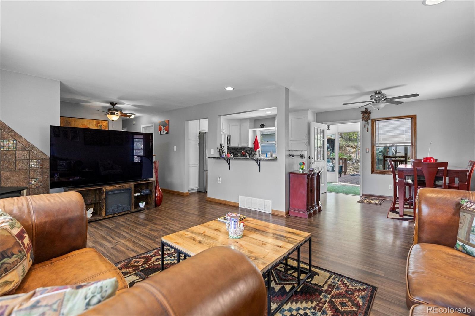 5th image of 41 Yew Ln, Bailey, CO 80421 | MLS# 8561891