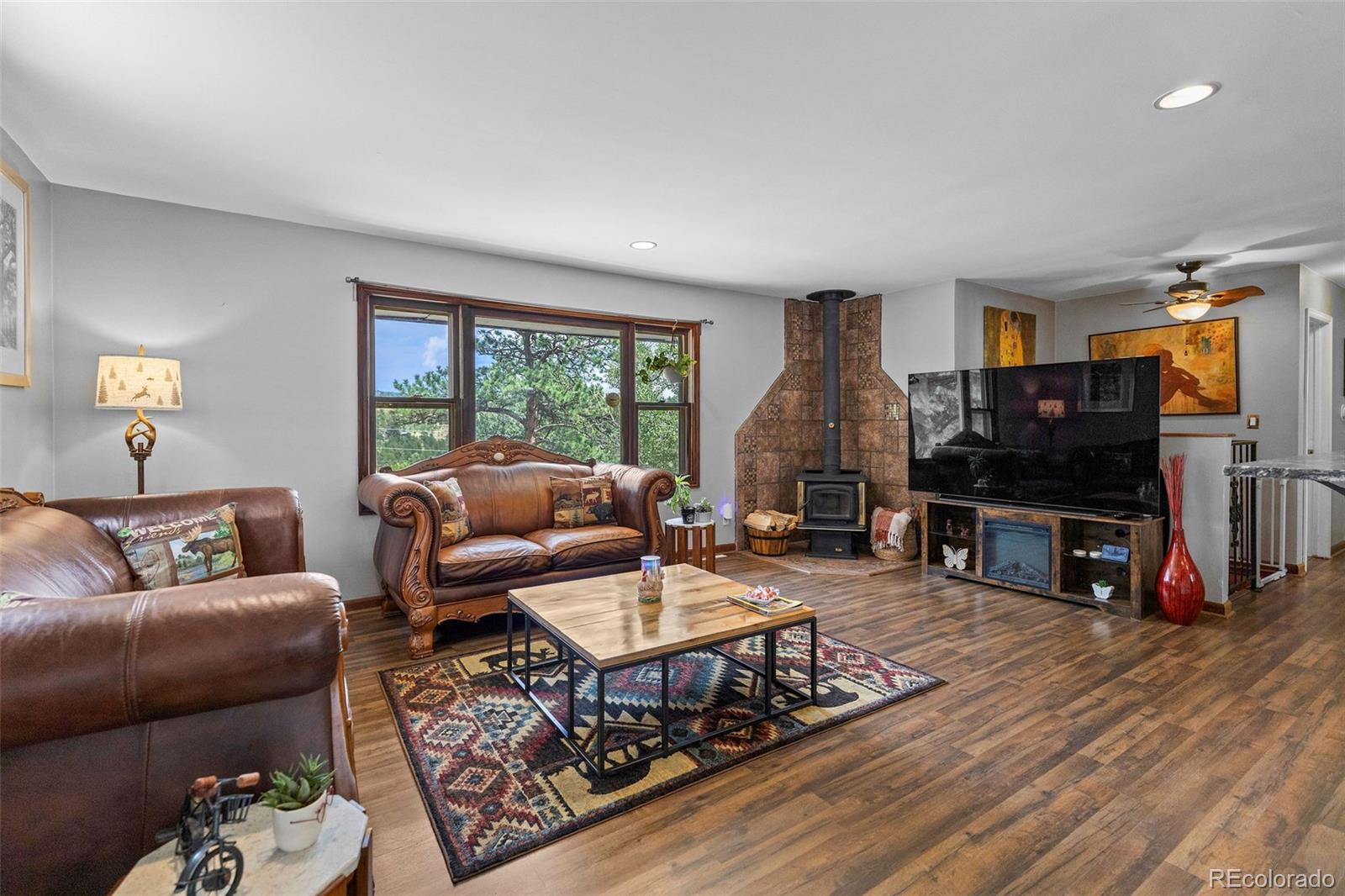 3rd image of 41 Yew Ln, Bailey, CO 80421 | MLS# 8561891