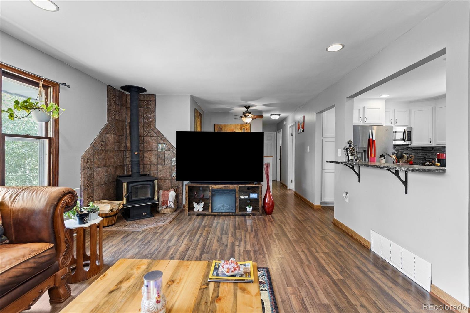 4th image of 41 Yew Ln, Bailey, CO 80421 | MLS# 8561891