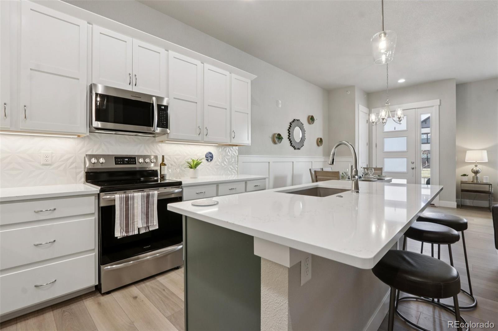 1st image of 176 High Point Dr, Longmont, CO 80504 | MLS# 7773121