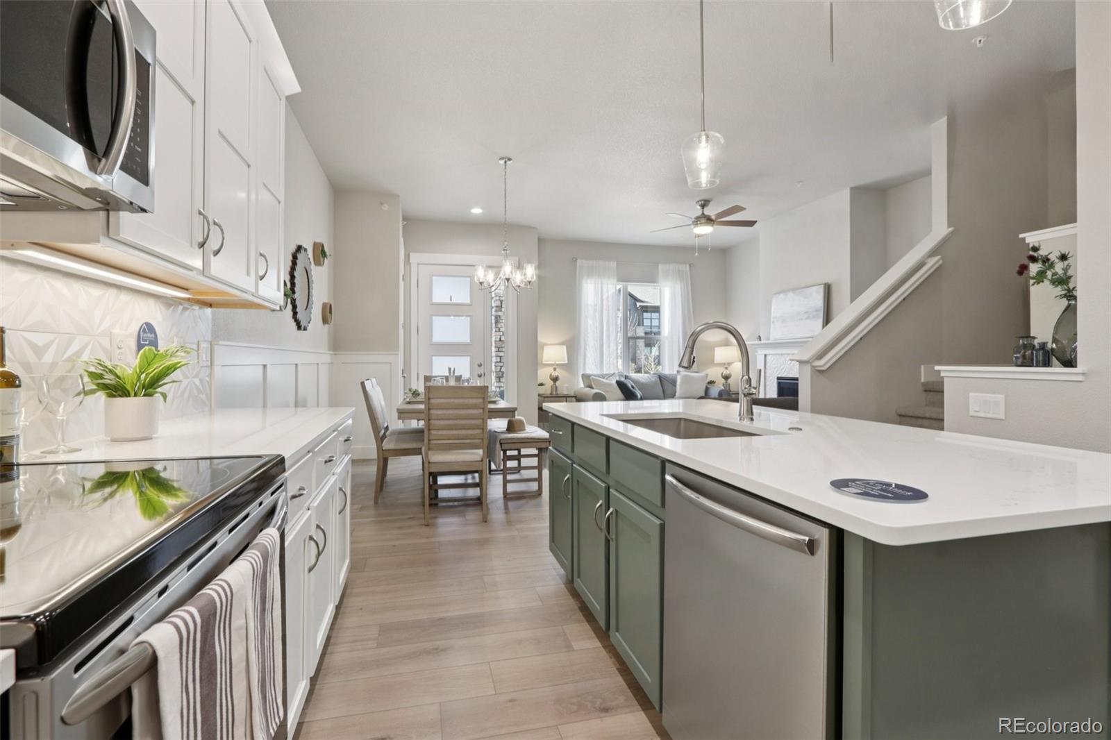 2nd image of 176 High Point Dr, Longmont, CO 80504 | MLS# 7773121