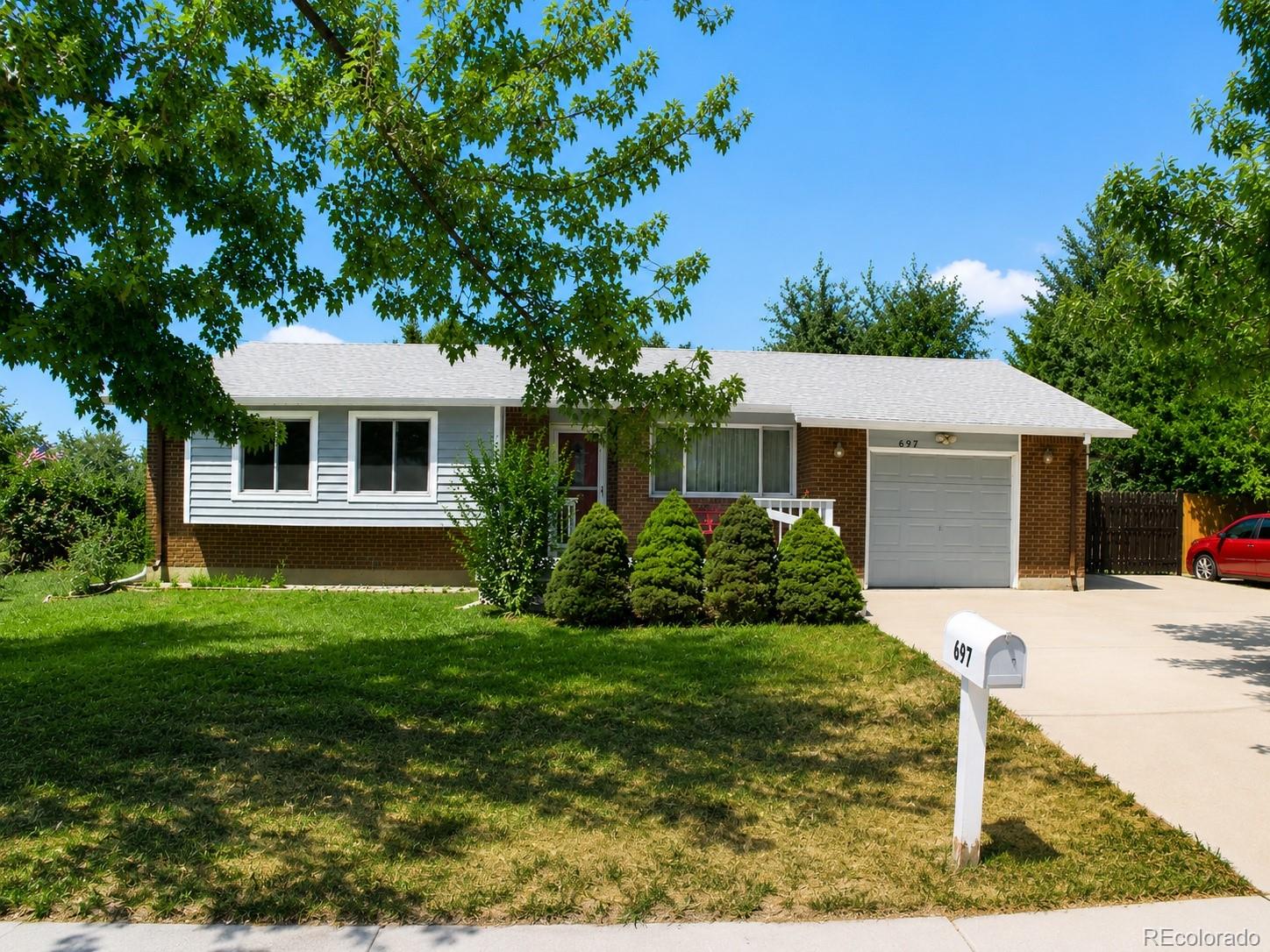 1st image of 697 S Worchester St, Aurora, CO 80012 | MLS# 5080881