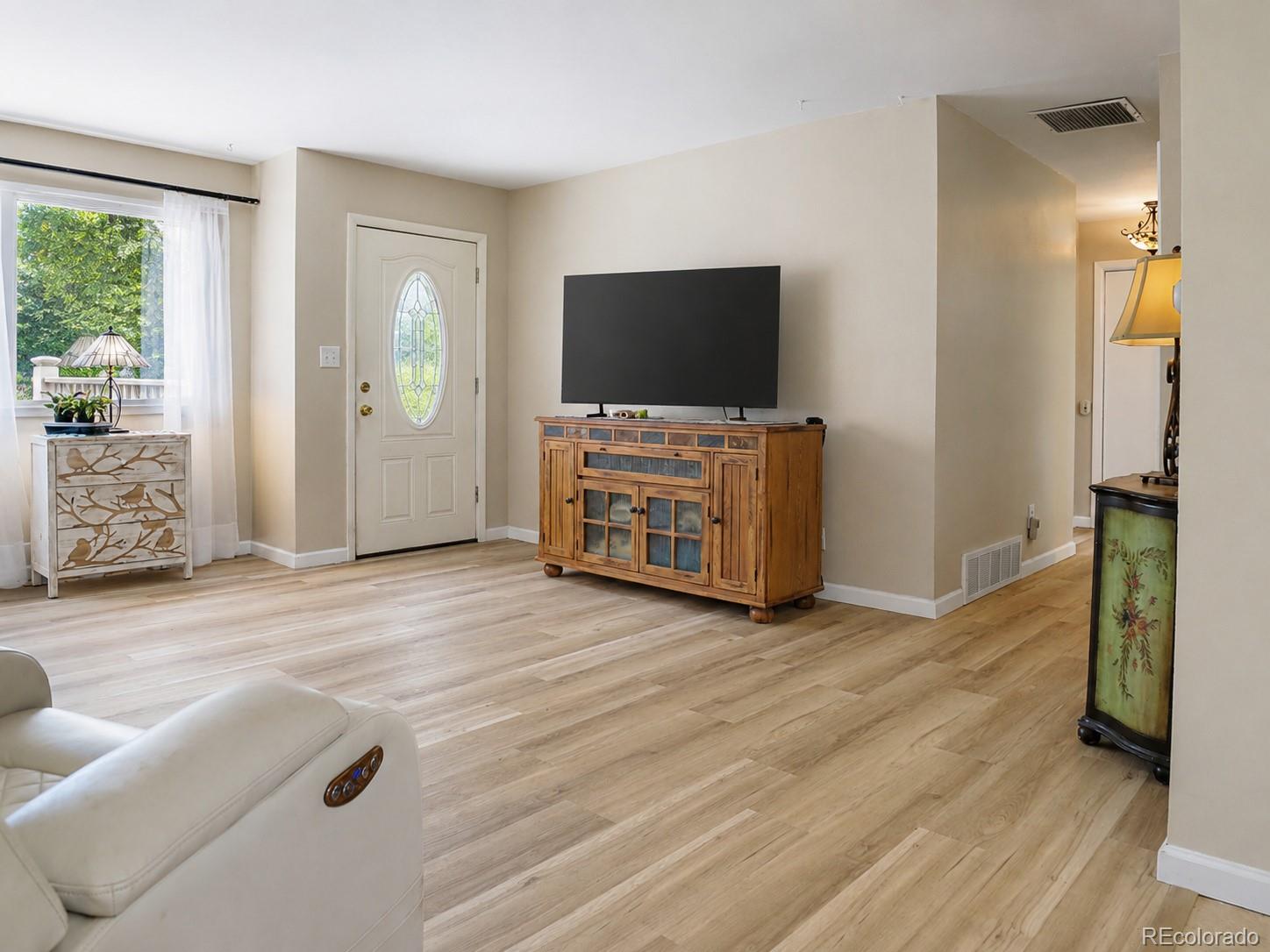 4th image of 697 S Worchester St, Aurora, CO 80012 | MLS# 5080881