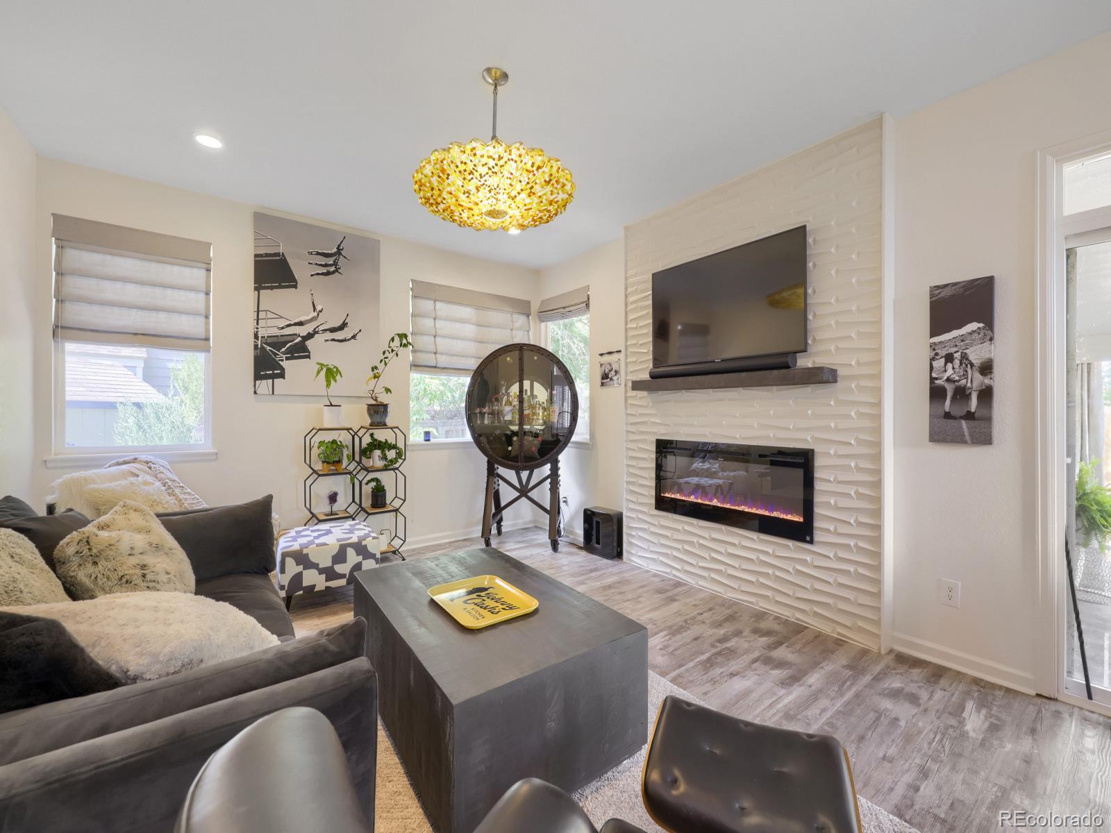 2nd image of 6431 Secrest Ct, Arvada, CO 80007 | MLS# 4159824