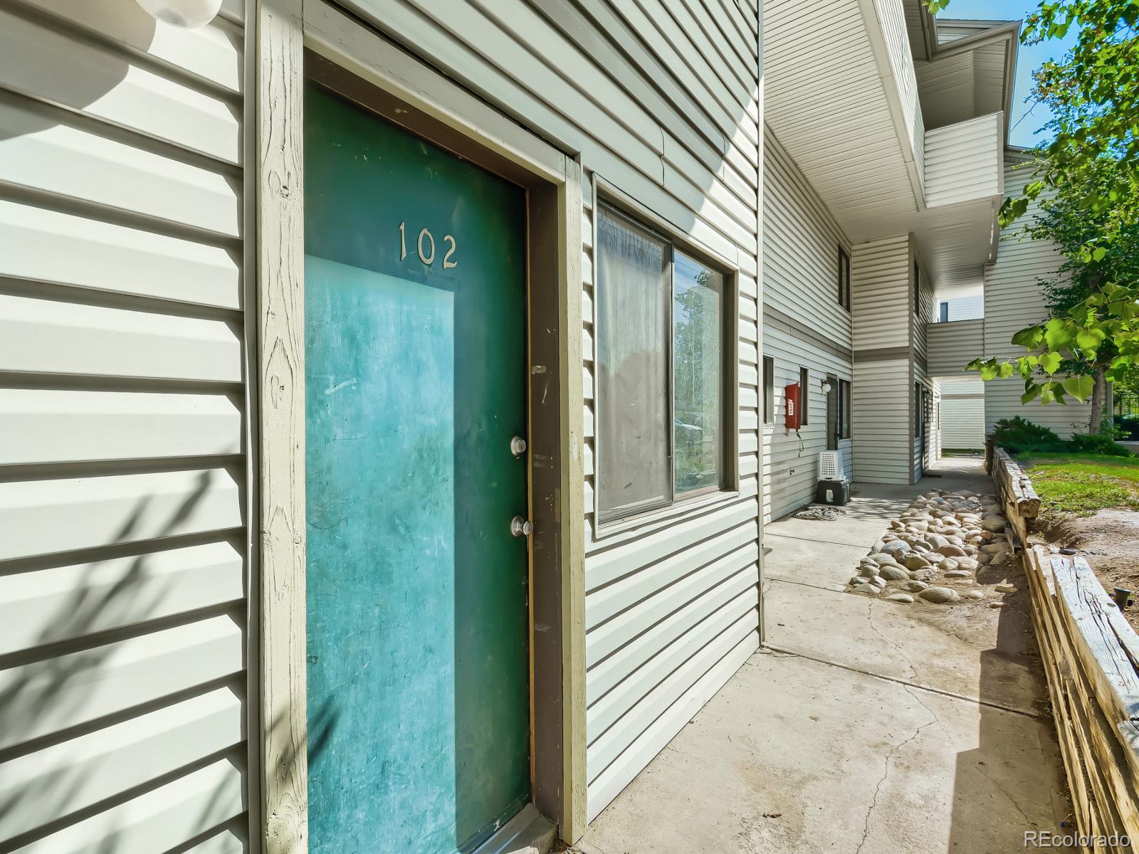 2nd image of 1705 Heatheridge Rd #102, Fort Collins, CO 80526 | MLS# 7979372
