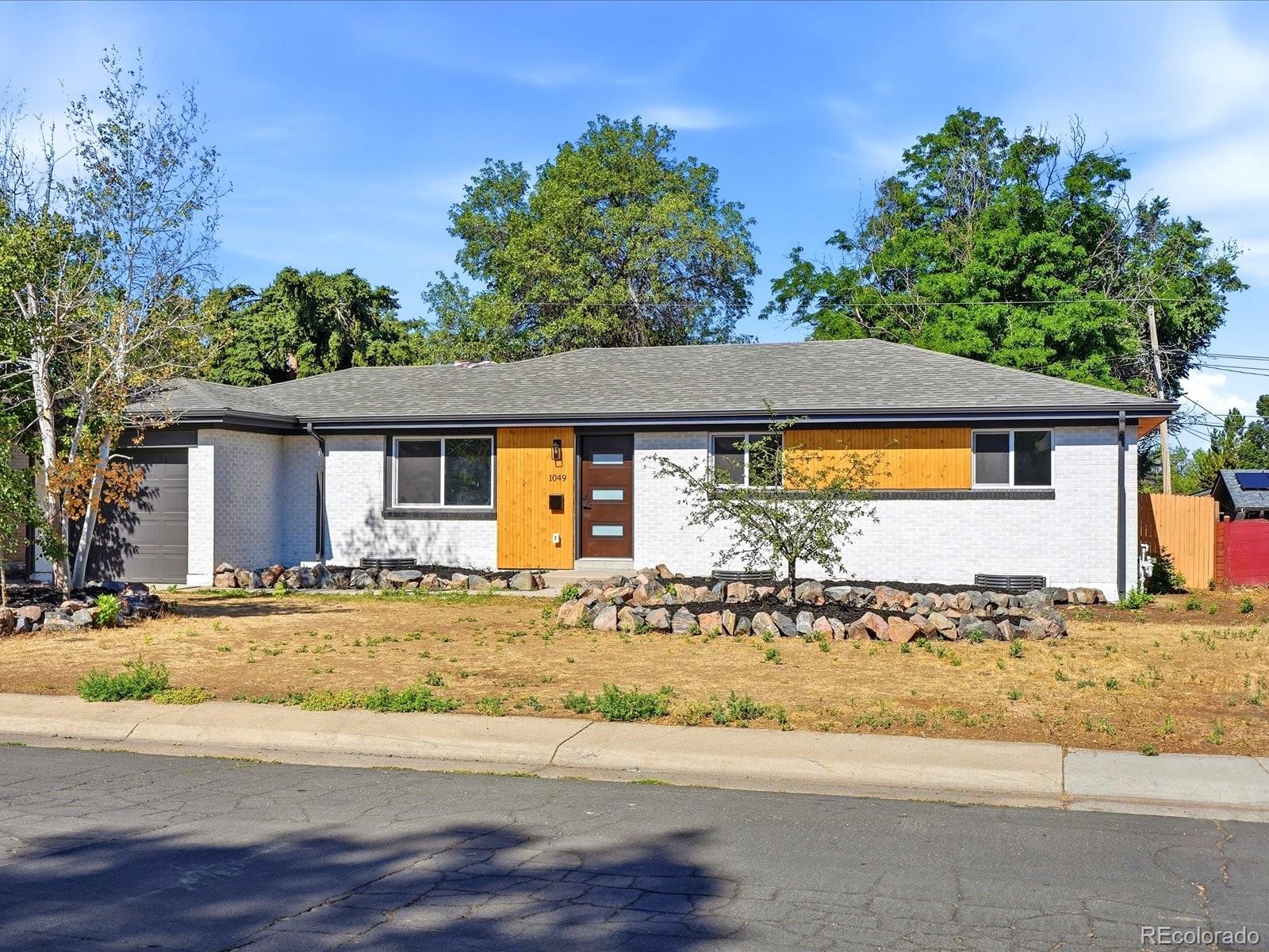 1st image of 1049 Jamaica Ct, Aurora, CO 80010 | MLS# 5065065
