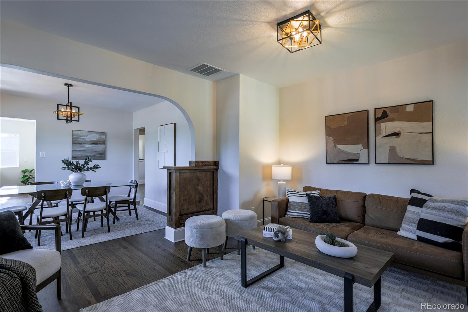 4th image of 2590 Grape St, Denver, CO 80207 | MLS# 7780839