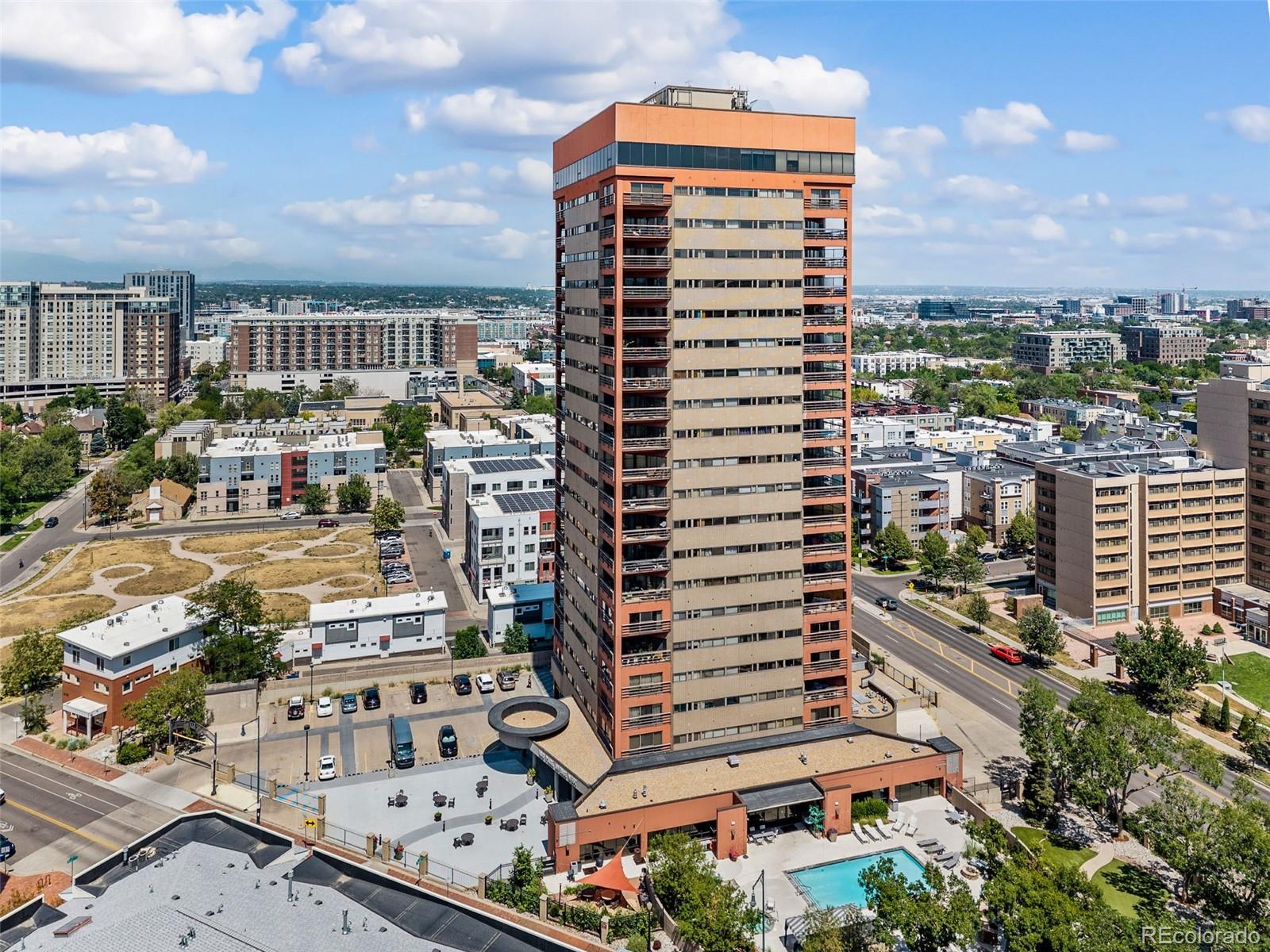 3rd image of 100 Park Ave W #1303, Denver, CO 80205 | MLS# 6762879