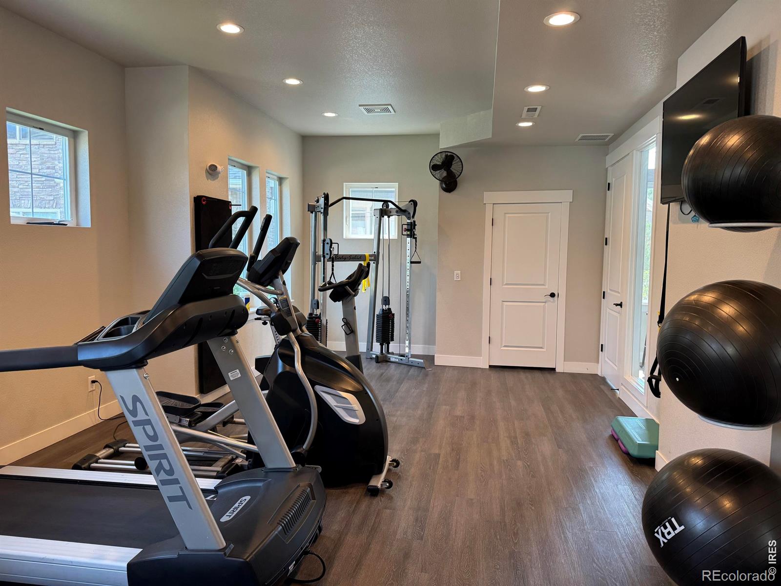 14th image of 4622 Hahns Peak Dr #103, Loveland, CO 80538 | MLS# IR1065196