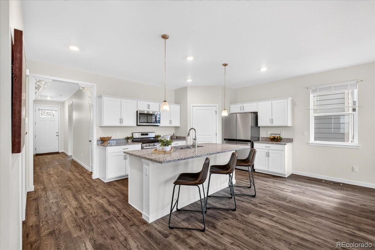 5th image of 2301 Mountain Sky Dr, Fort Lupton, CO 80621 | MLS# 9058476