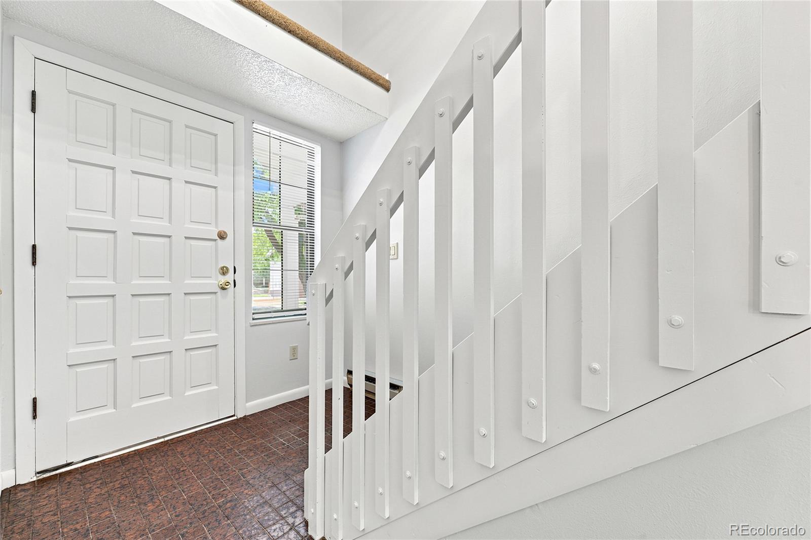 5th image of 13941 E Oxford Pl, Aurora, CO 80014 | MLS# 5575031