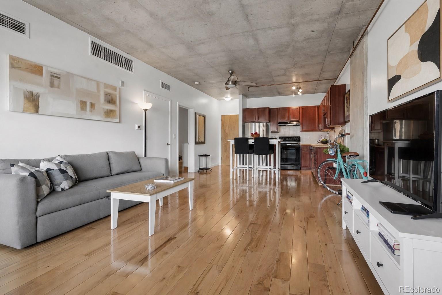 5th image of 1475 Delgany St #304, Denver, CO 80202 | MLS# 2170466