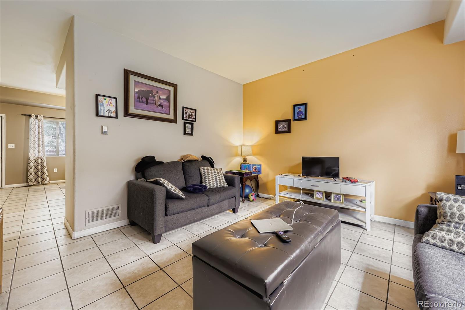 2nd image of 2626 Devonshire Ct, Denver, CO 80229 | MLS# 7970372
