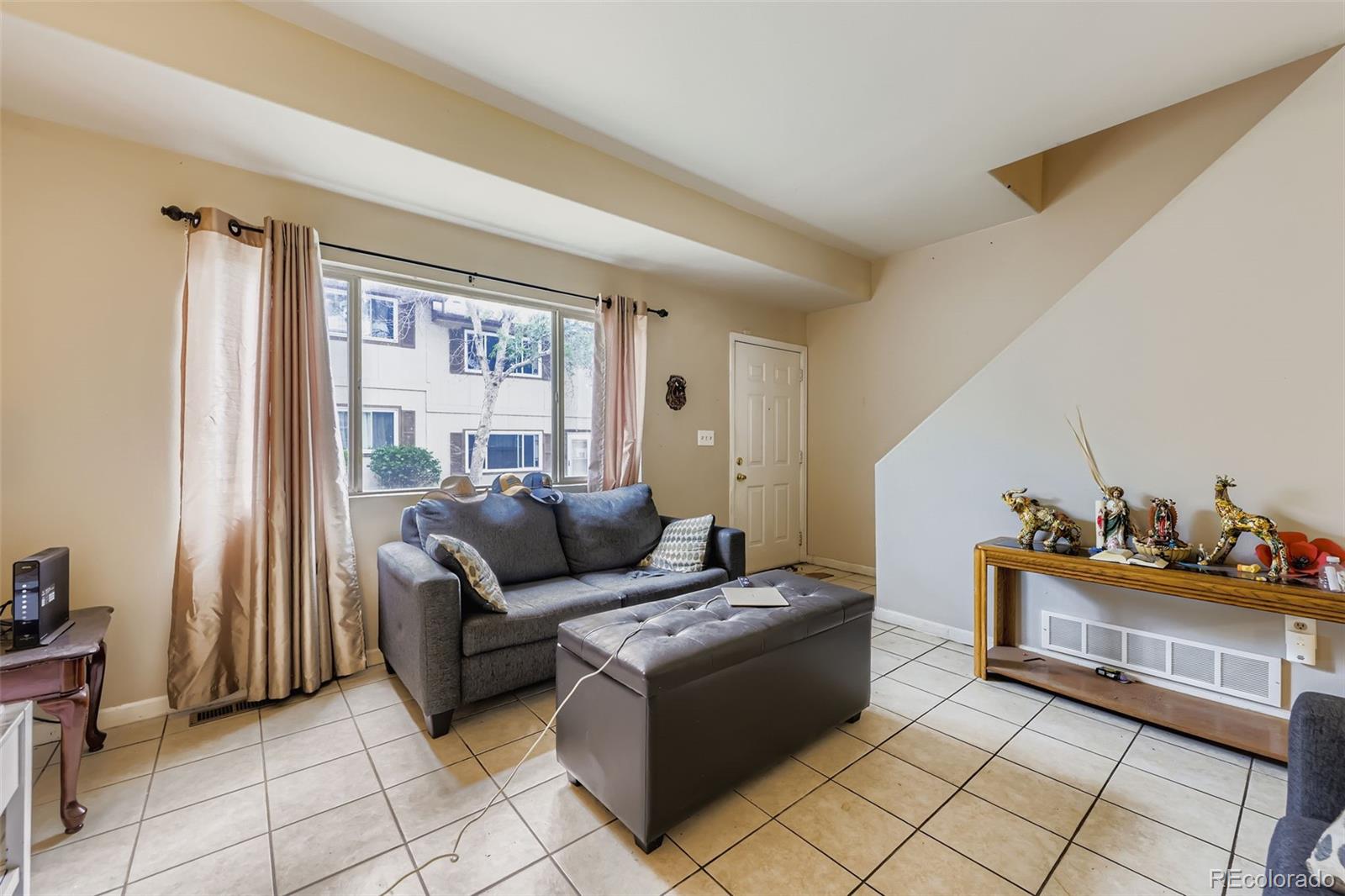 3rd image of 2626 Devonshire Ct, Denver, CO 80229 | MLS# 7970372