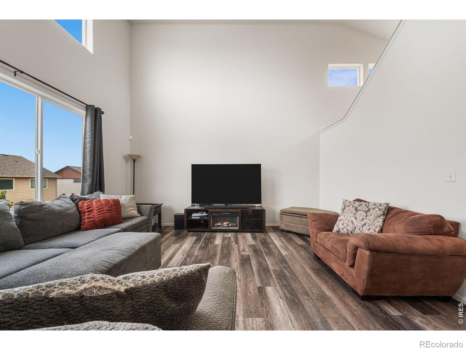 5th image of 1520 Murrlet St, Berthoud, CO 80513 | MLS# IR1065226