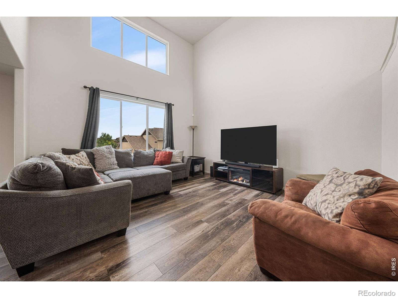 4th image of 1520 Murrlet St, Berthoud, CO 80513 | MLS# IR1065226
