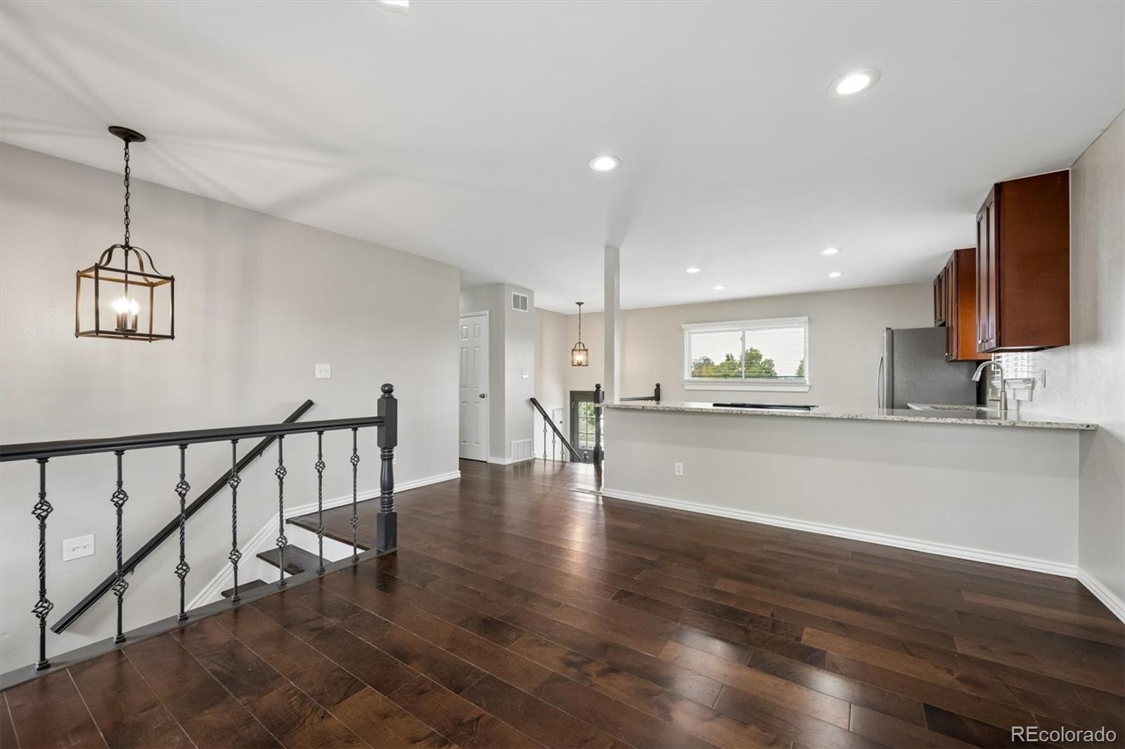 3rd image of 546 Leona Dr, Denver, CO 80221 | MLS# 5053945