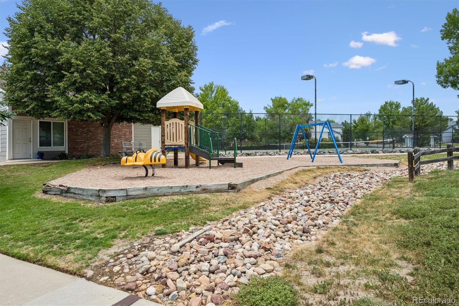 35th image of 8052 Fenton Ct, Arvada, CO 80003 | MLS# 7601610