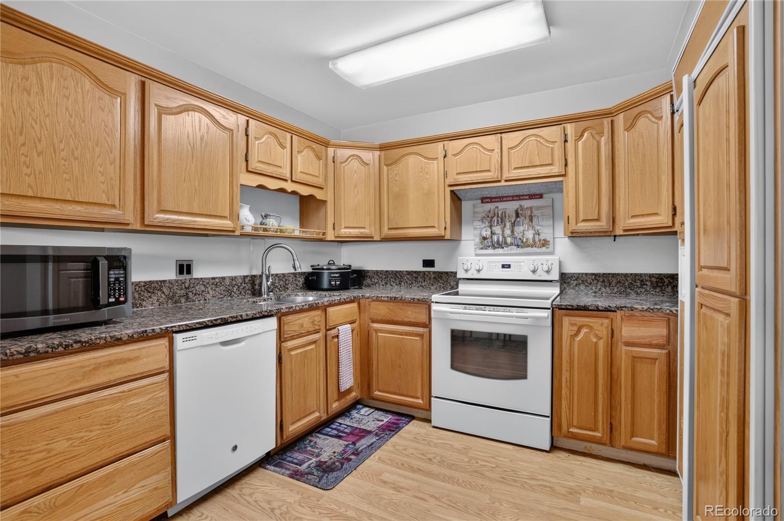 3rd image of 9180 E Center Ave #6B, Denver, CO 80247 | MLS# 2554973
