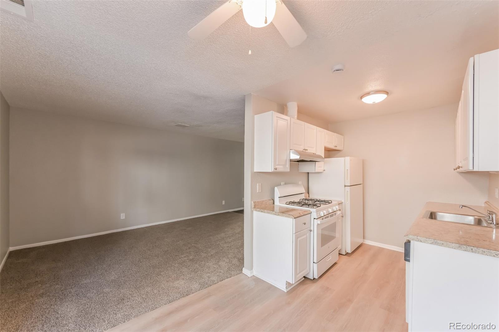 5th image of 10772 E Exposition Ave #141, Aurora, CO 80012 | MLS# 9839977