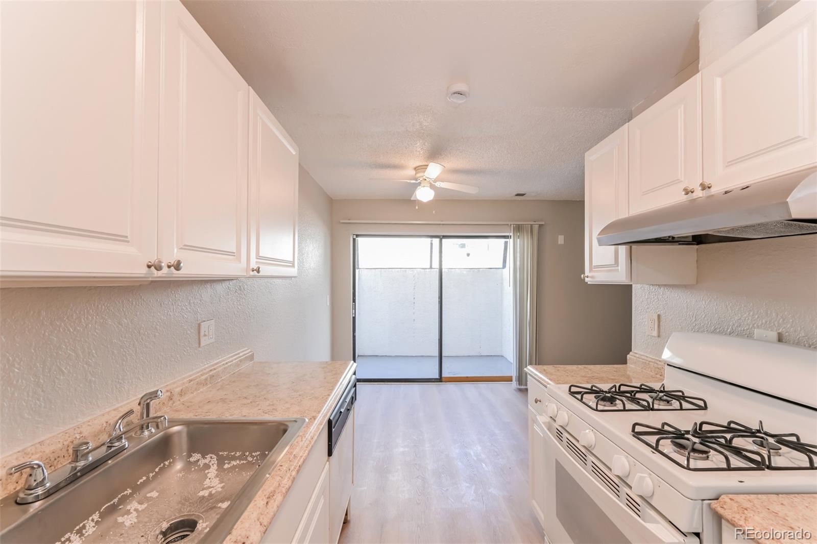 4th image of 10772 E Exposition Ave #141, Aurora, CO 80012 | MLS# 9839977