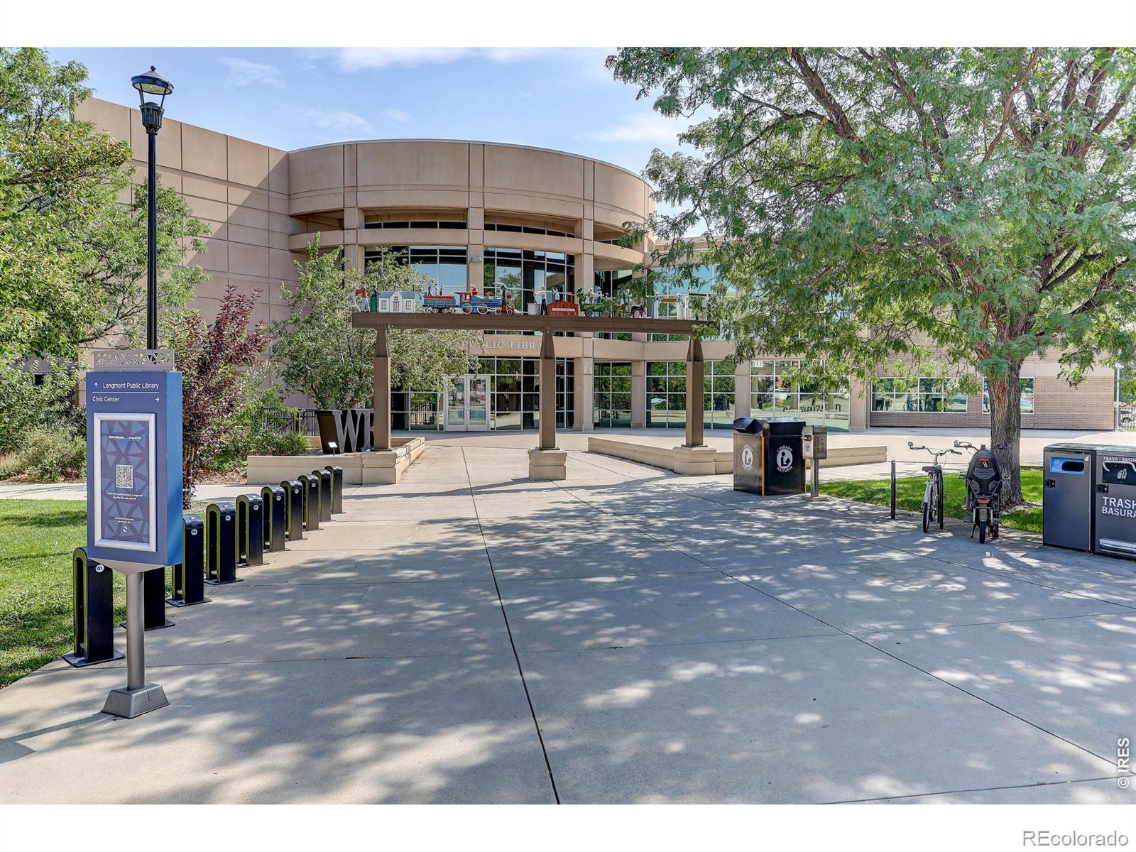 35th image of 346 Wadsworth Cir, Longmont, CO 80504 | MLS# IR1065360