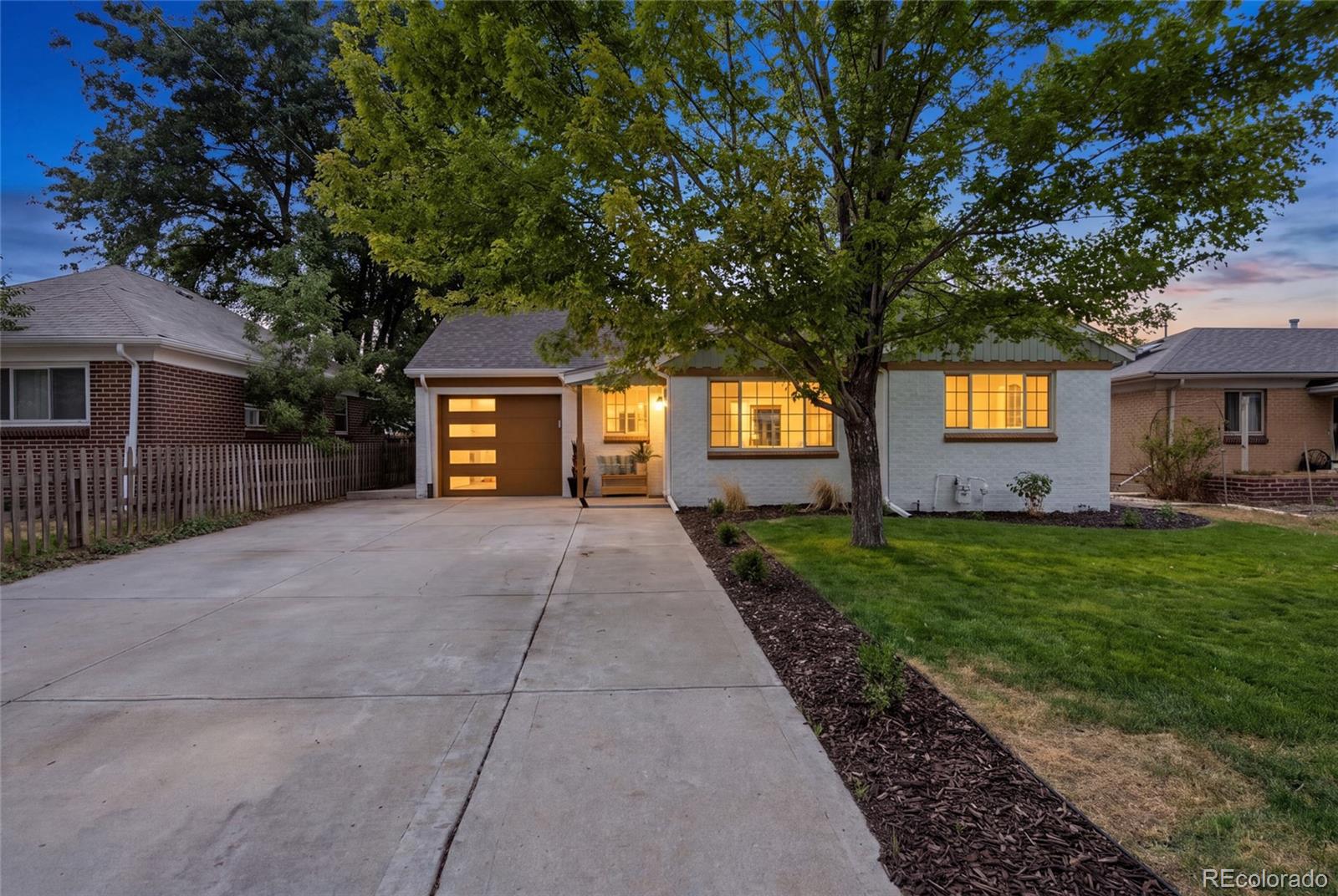2nd image of 2941 Ivanhoe St, Denver, CO 80207 | MLS# 5079849