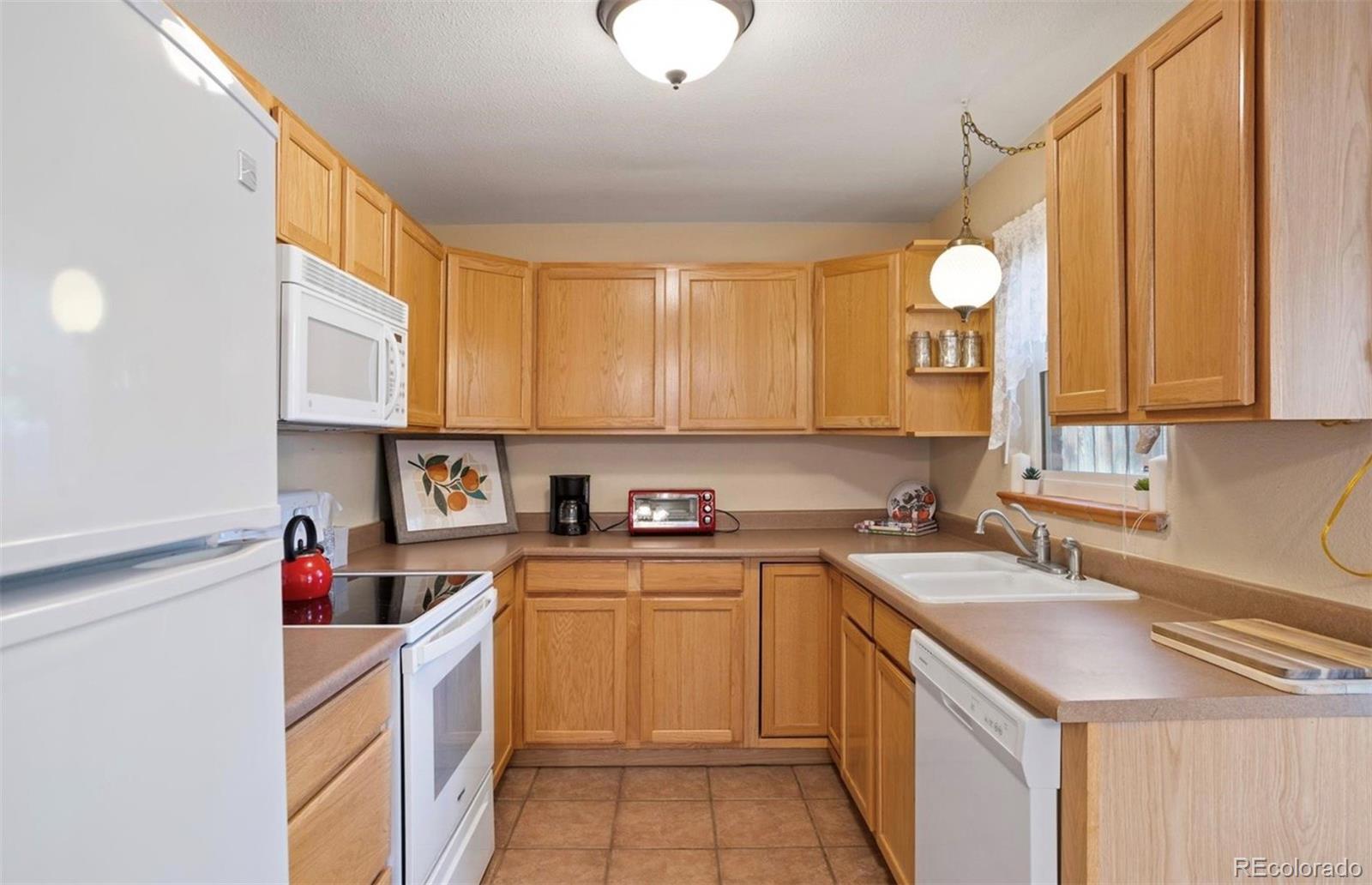 4th image of 1746 S Logan St, Denver, CO 80210 | MLS# 1588658