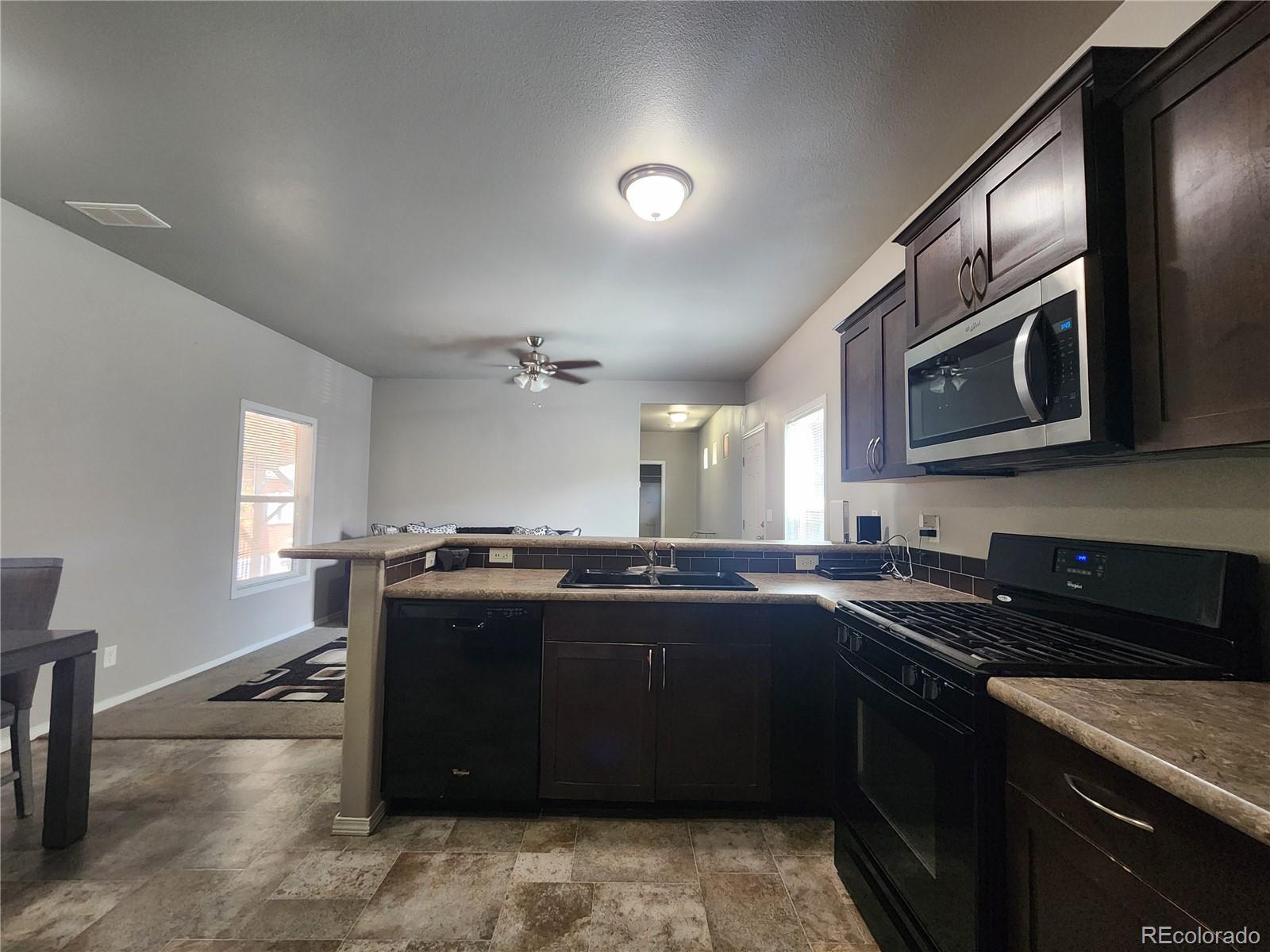 5th image of 425 Barnard Ct, Longmont, CO 80501 | MLS# 9732803