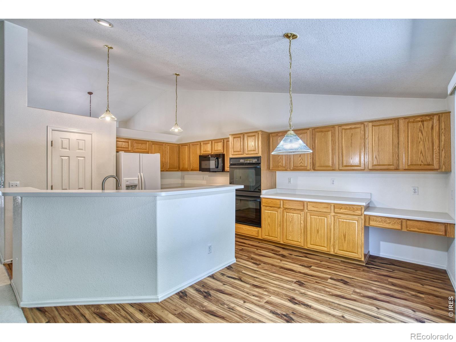 4th image of 620 Bellingham Pl, Longmont, CO 80504 | MLS# IR1065442