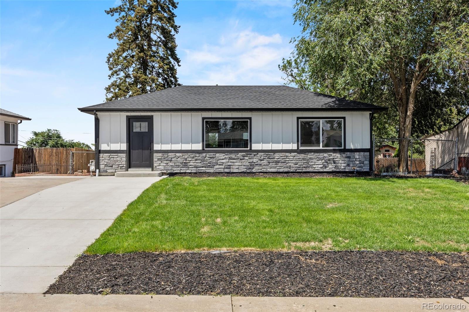2nd image of 2131 W Gill Pl, Denver, CO 80223 | MLS# 4019494