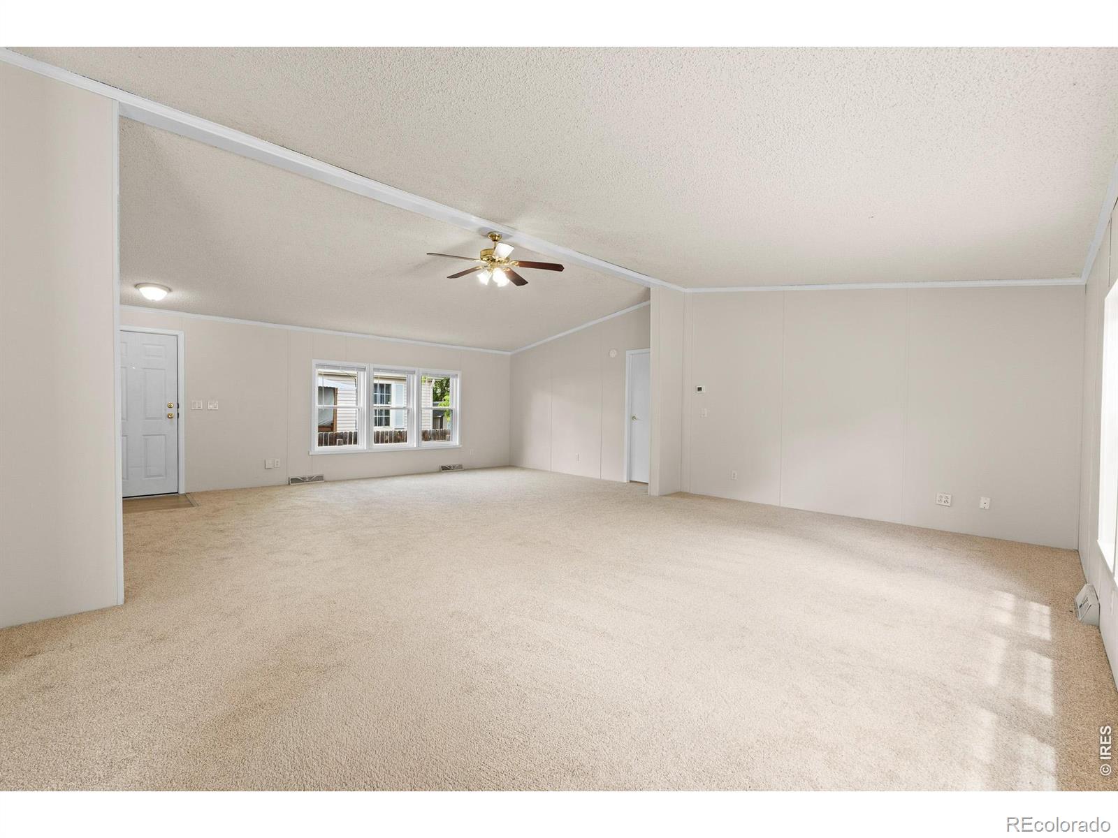 5th image of 1142 Caroline Ct, Loveland, CO 80537 | MLS# IR1065462