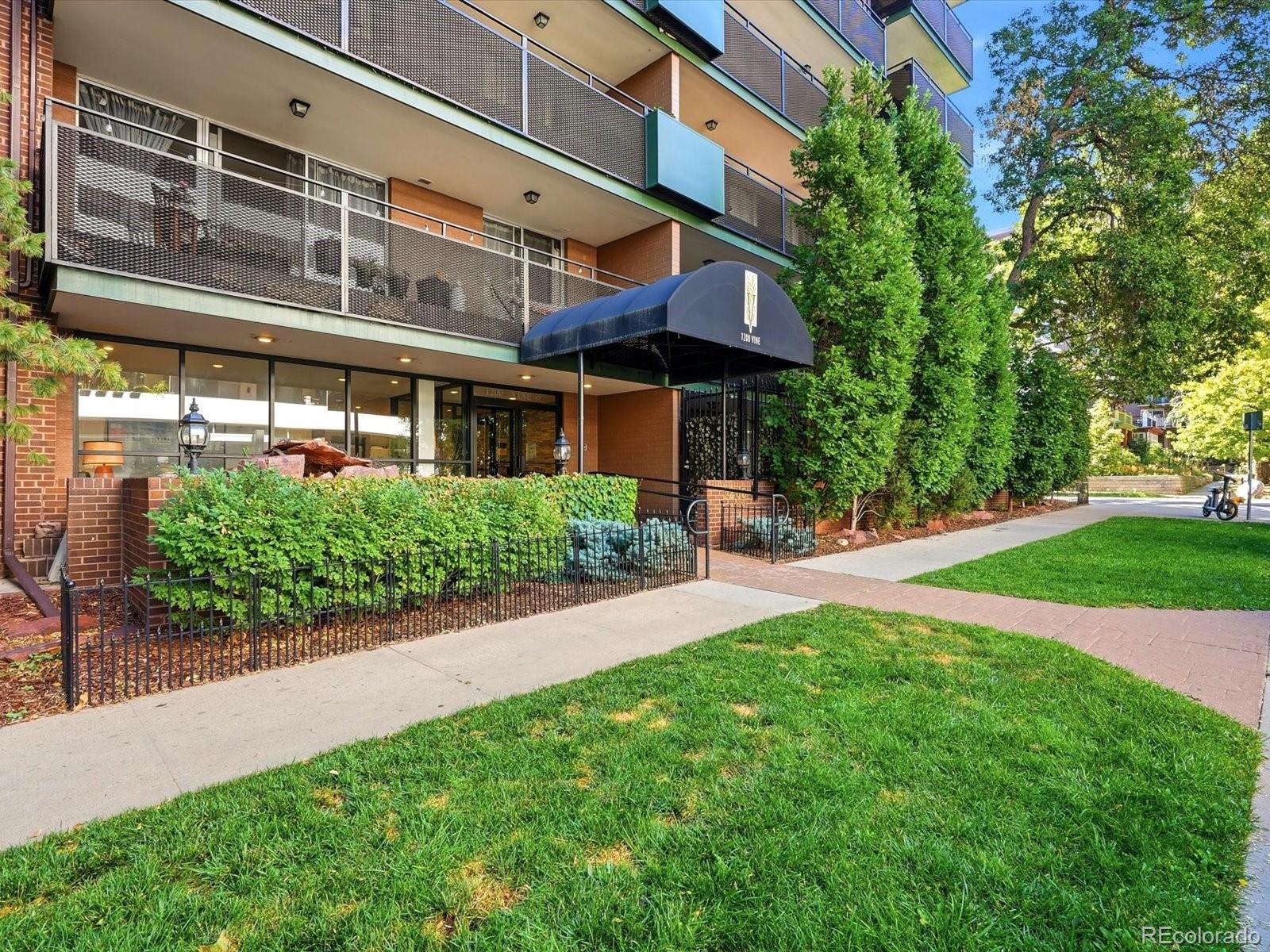 2nd image of 1200 Vine St #5E, Denver, CO 80206 | MLS# 3021216