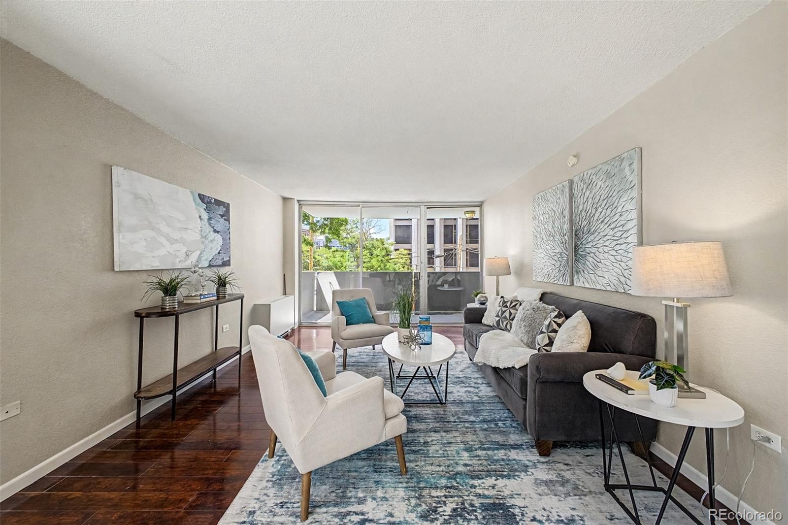 4th image of 909 N Logan St, Denver, CO 80203