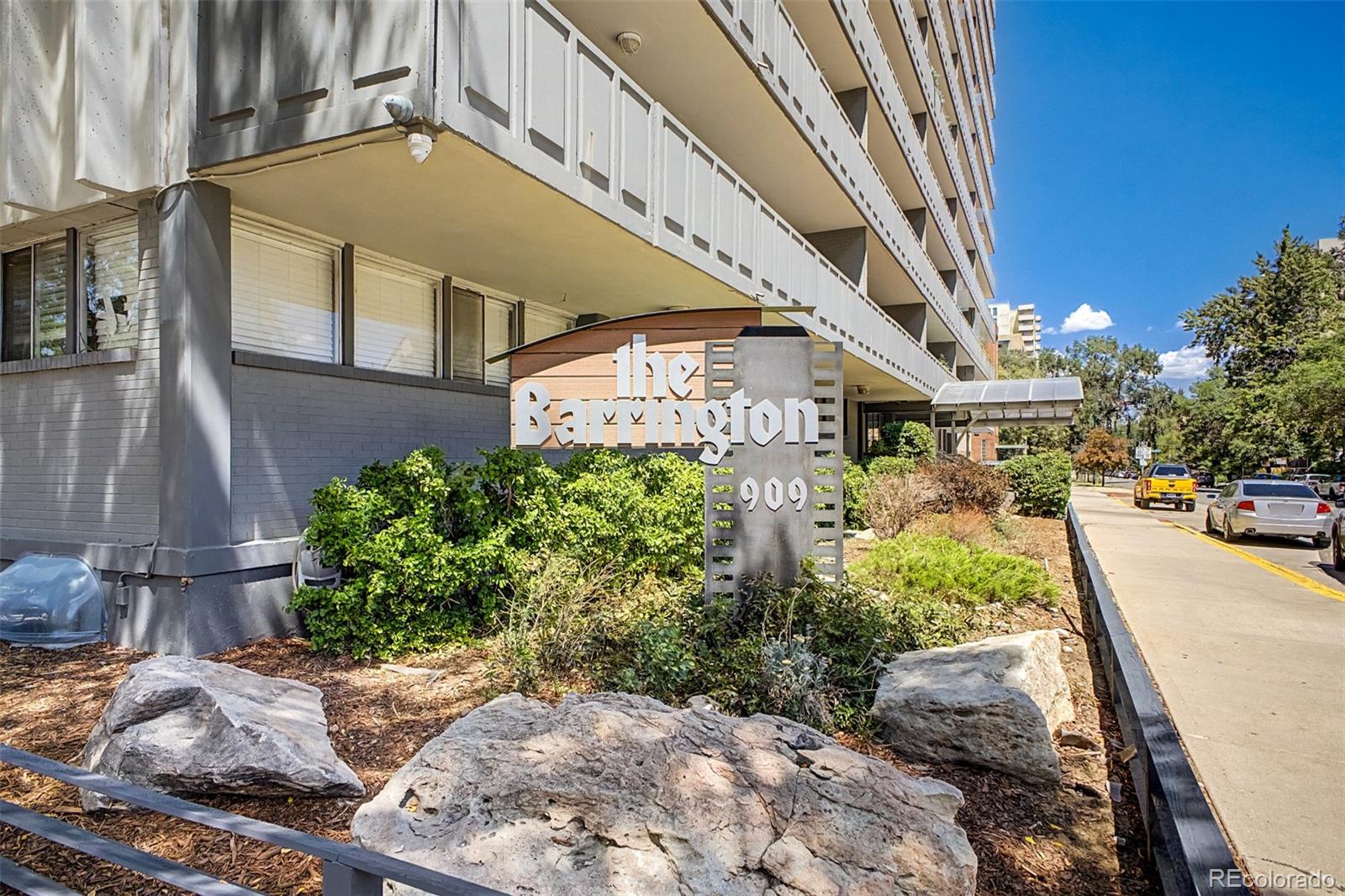 2nd image of 909 N Logan St, Denver, CO 80203