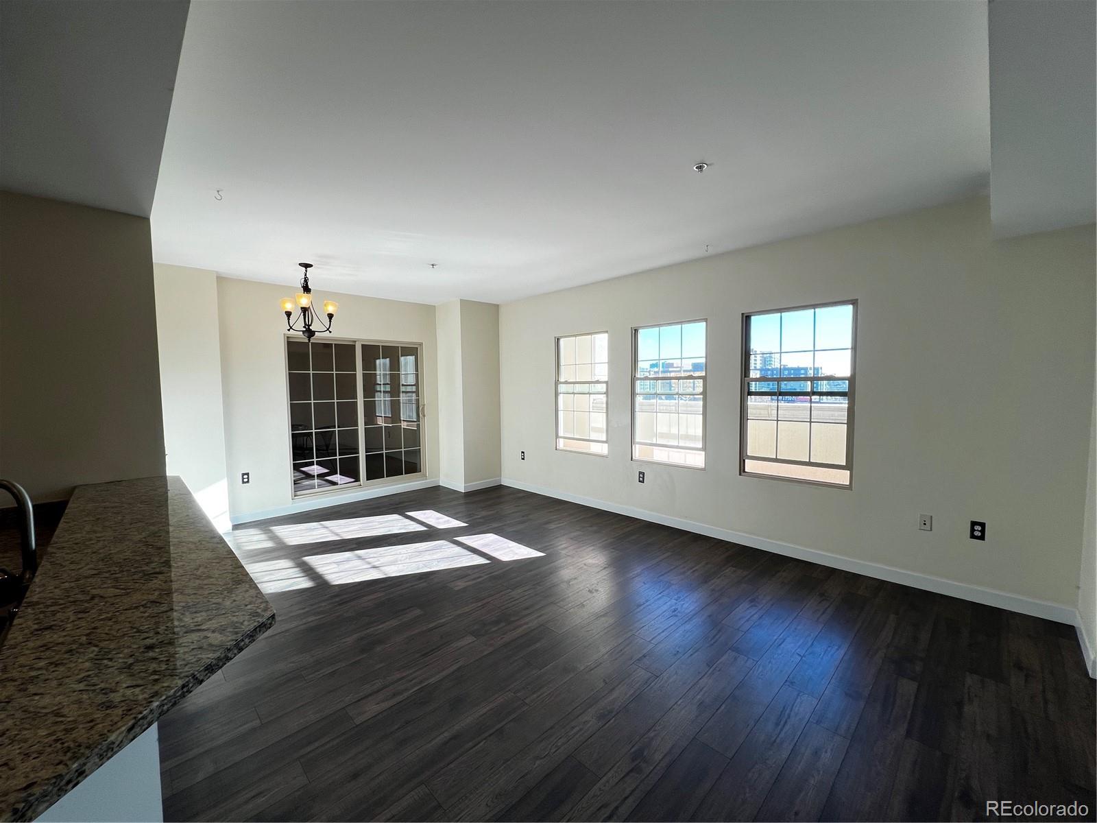 2nd image of 925 N Lincoln St, Denver, CO 80203